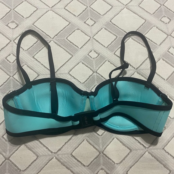 TRIANGL bikini top - Picture 2 of 5